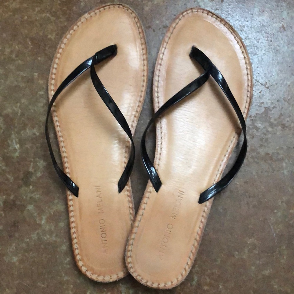 Antonio melani flip flops
